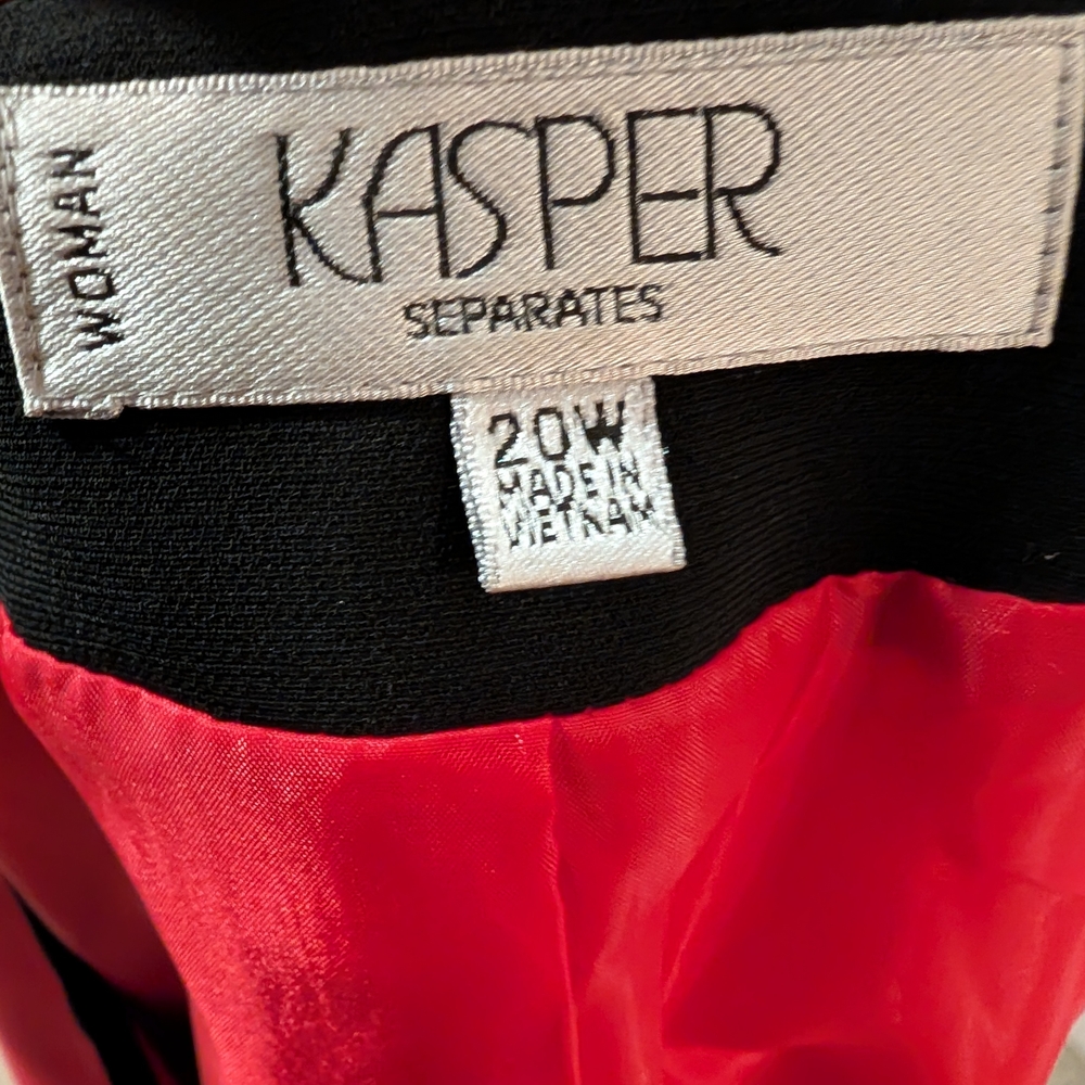 Kasper Red Blazer with Black Accents - Picture 6 of 6